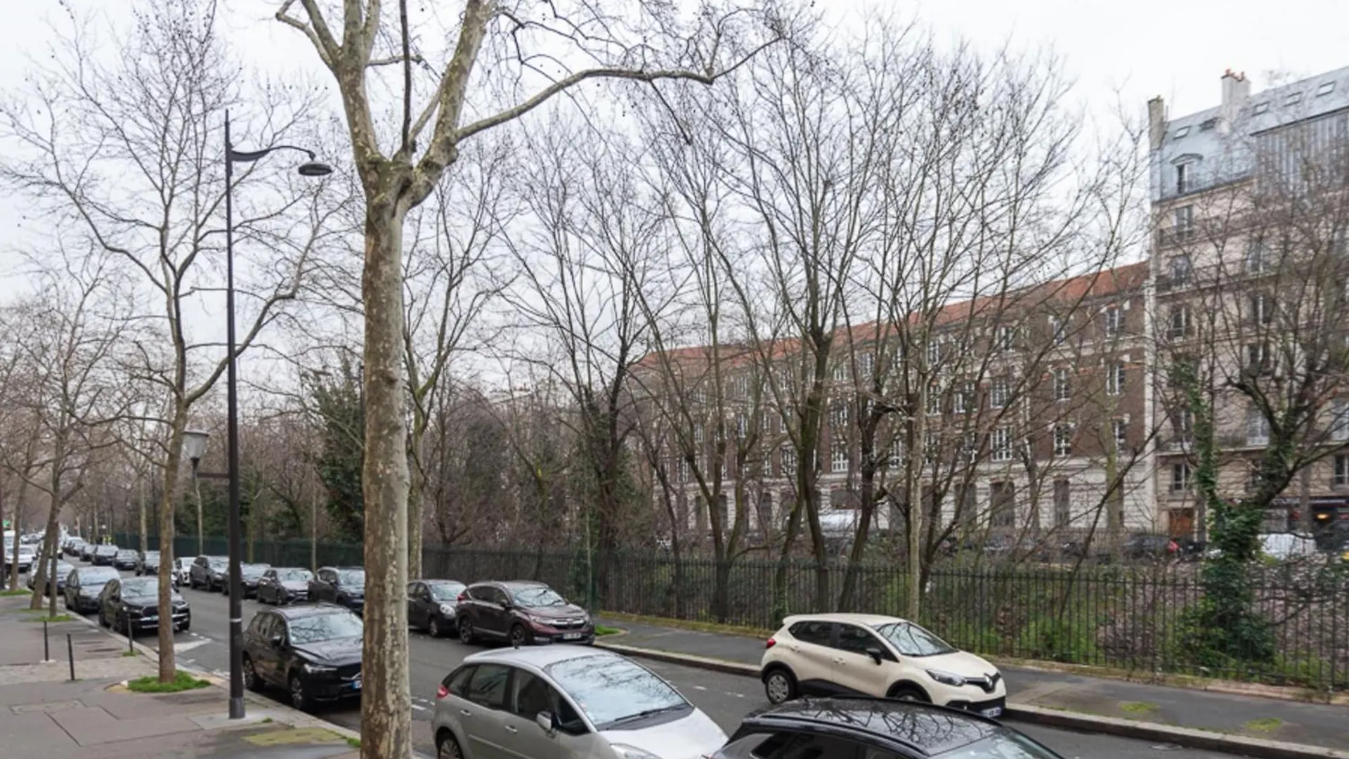 Spacious Nest With Terrace Near Batignolles Paris 0*,  France